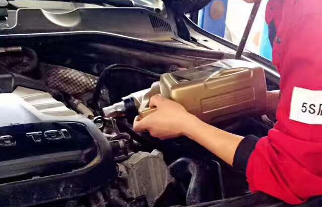 进口润滑油厂家招商|提前预防可避免烧机油