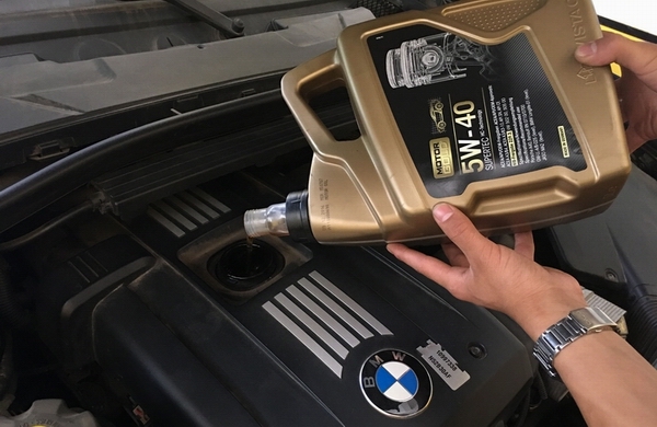 德国进口润滑油工厂|润滑油当中含有哪些成分