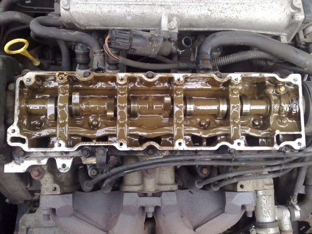 德国润滑油品牌|发动机内油泥的产生原因有哪些