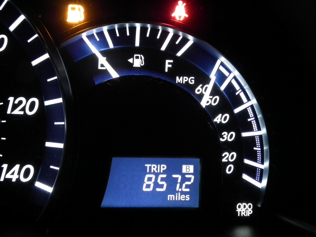 吉林进口润滑油工厂|是什么导致机油压力过低