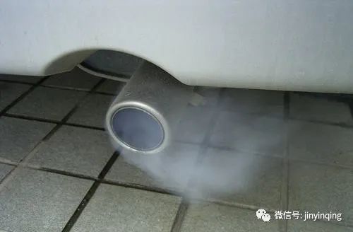 进口品牌机油代理加盟|汽车尾气一直冒白烟是否正常