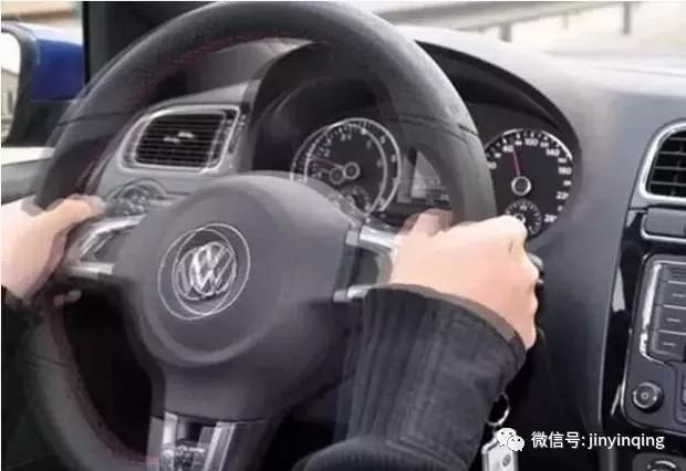 进口品牌机油代理|方向盘不仅可以操控方向,也能识别汽车故障